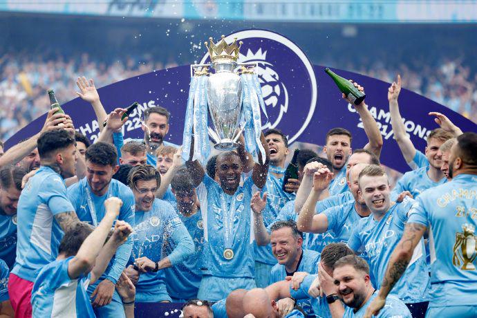 6次扑救客场零封尤文，都灵门将帕莱亚里当选德比全场最佳