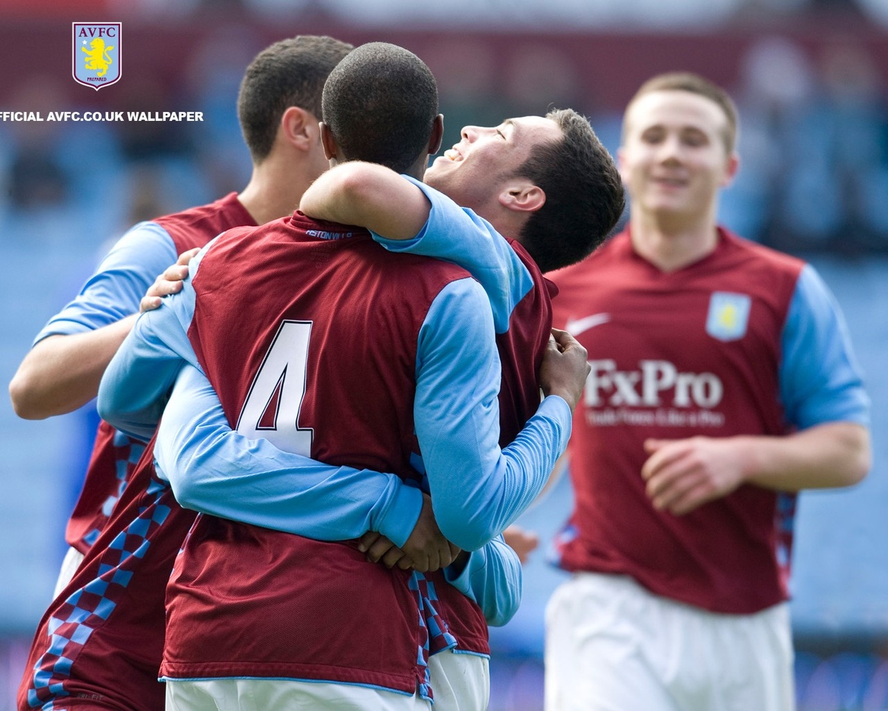 意外！申花下赛季外援将大换血，斯卢茨基四嫡系都被放到离队名单（出人意料：申花下季外援将迎大清洗，斯卢茨基四名爱将悉数被列入离队名单）