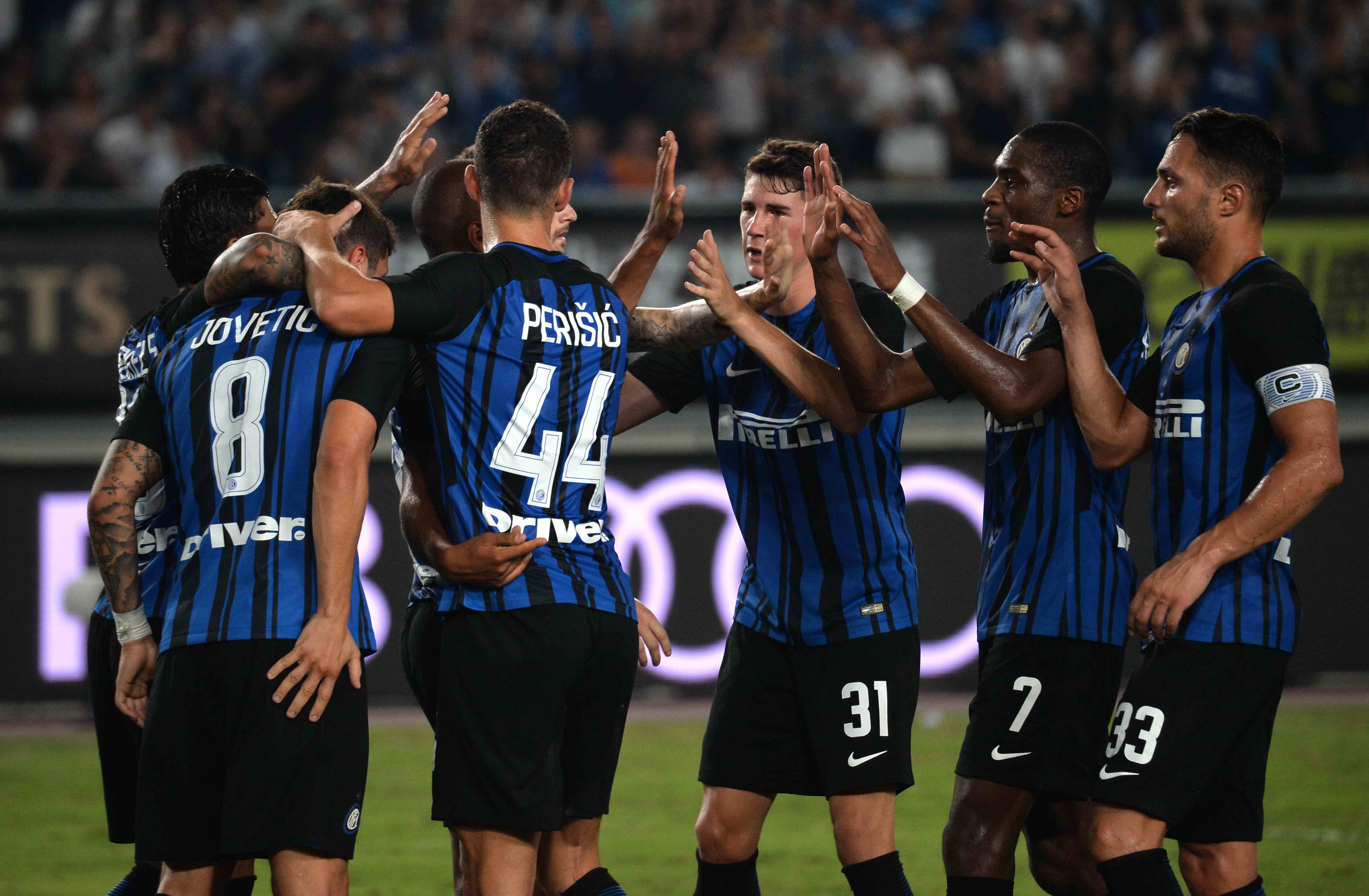 瓜帅：吕迪格没拿第二黄不合理；相信我们二三月份有可能更强（瓜帅质疑吕迪格逃过第二黄：相信球队到二三月会更强）