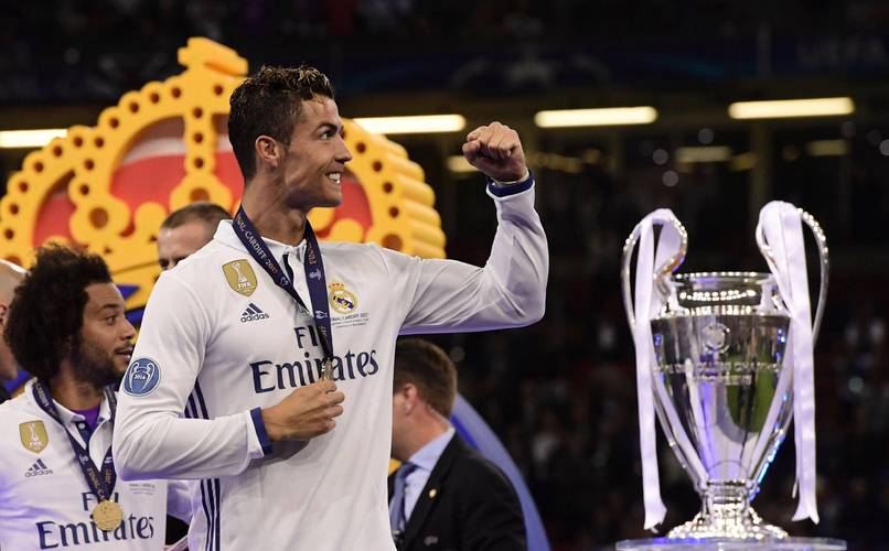 1.6亿到500万！英格兰前国脚6年身价缩水32倍，无球可踢躺赚1.5亿（从1.6亿缩水至500万：英格兰前国脚6年蒸发32倍，没球踢照样进账1.5亿）