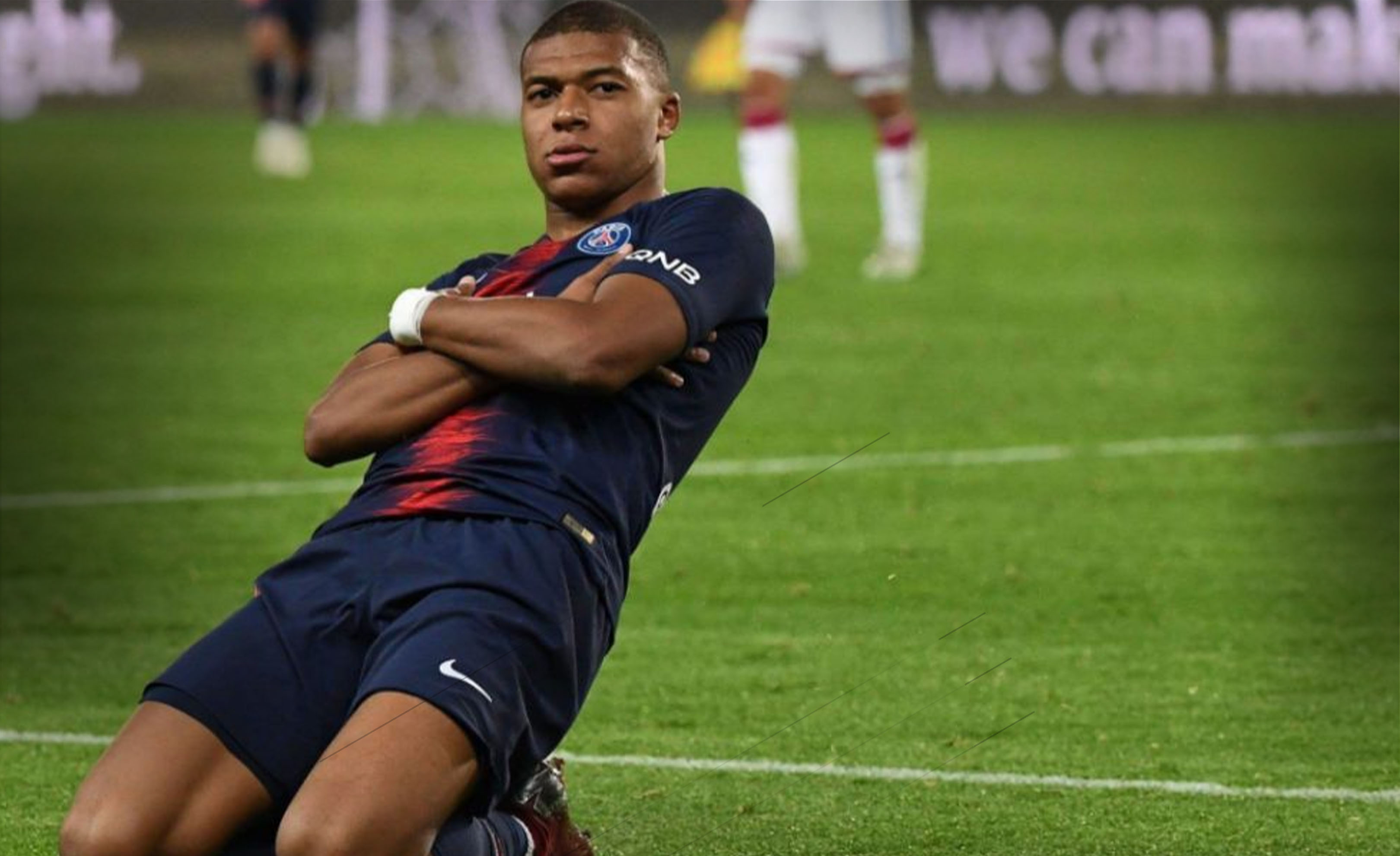 意甲出现一条大鱼！4大豪门开始抢人，年仅26岁4000万欧底价（意甲迎来重磅目标！四大豪门竞相出手，26岁球员起价4000万欧）