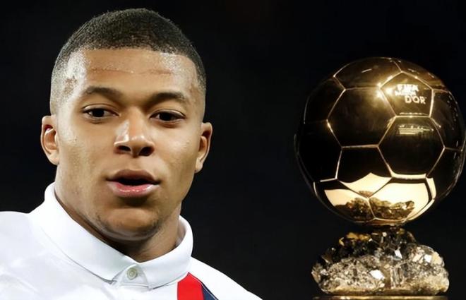 欧冠战报：格鲁克双响，阿贾克斯4-2逆转卡拉巴克收获首胜（欧冠快讯：格鲁克梅开二度 阿贾克斯4-2逆转卡拉巴克迎来首胜）