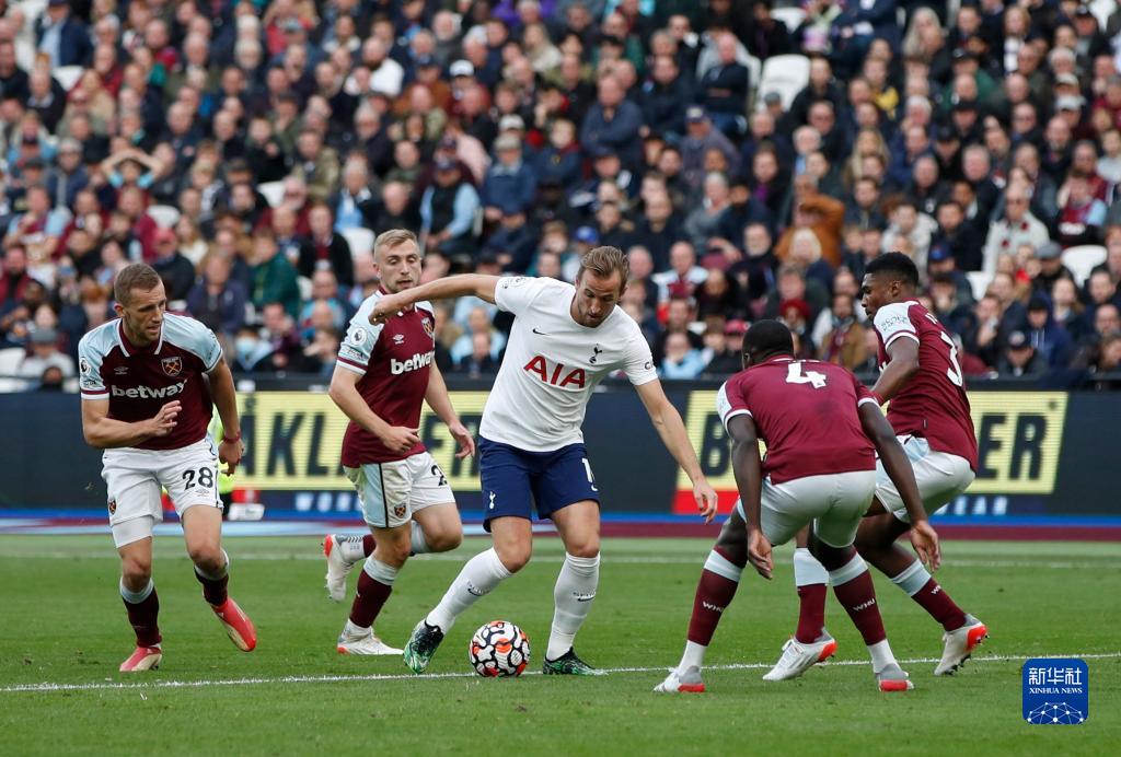 20岁264天！奥莱利是24年来破皇马球门最年轻英超球员