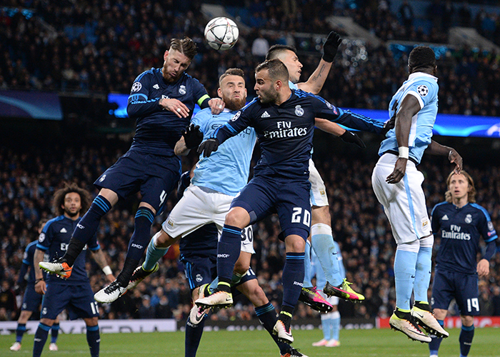 每体：巴萨仍是埃永的首选下家，皇马和曼联也在进行关注（每体：埃永首选仍为巴萨，皇马、曼联同步关注）