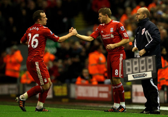 滑手扮关公成都街头玩滑板